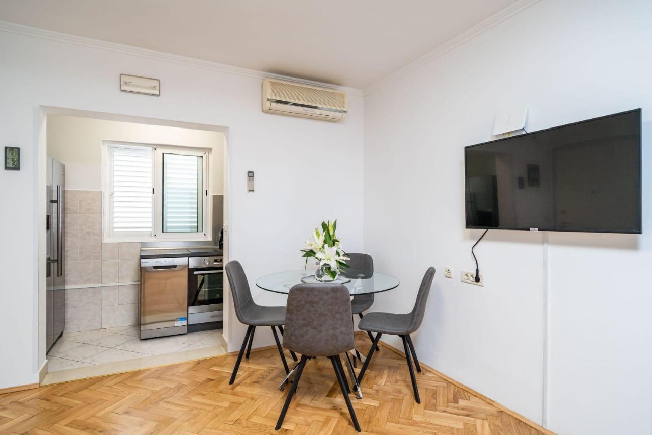 Apartman Knego With Parking Dubrovnik Exterior foto